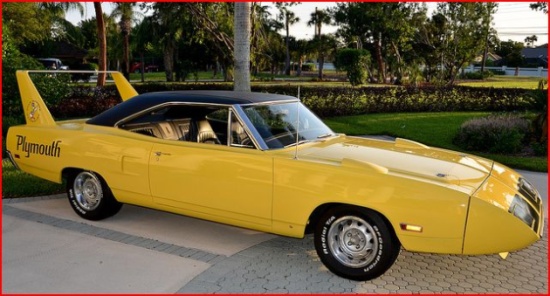 1970 Plymouth Road Runner Superbird 