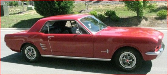 Carolinas Auto Museum 2012   - '66 Mustang 