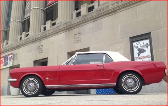 Clayton Ladue Rotary Club 7-10-2014 Raffle - 1965 Ford Mustang Convertible - left side.columns