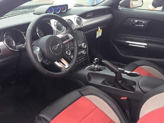 KofC #4245 Council 10-02-2016 raffle - 2016 Mustang Shelby Super Snake - interior 