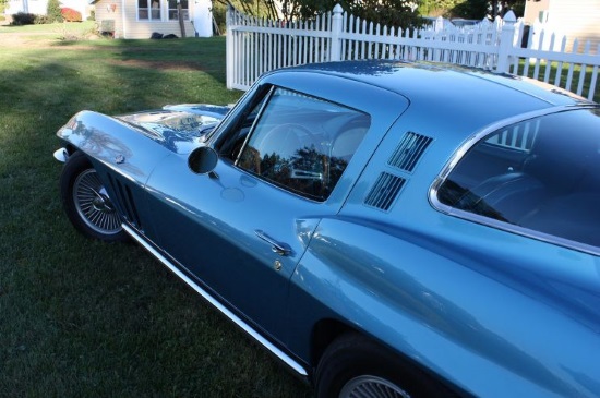 Valiant Virginians 7-30-2017 raffle - 1965 Corvette Sting Ray Coupe - Driver door 