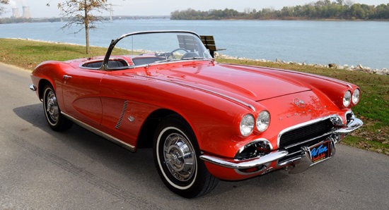 Saint Bernard Catholic Church 8-19-2017 raffle - 1962 Corvette Convertible, 327-340 HP - right front 