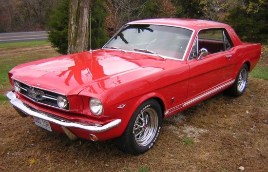 Lighthouse Community Services 9-09-2017 raffle - 1965 Mustang Restomod - left front 