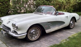 Temple of Israel 9-22-2017 raffle - 1960 Chevy Corvette Convertible - car grass