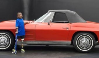 Turnstone 10-12-2017 raffle - 1963 Chevy Corvette Roadster - left side #2