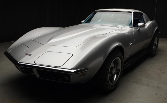 Veterans Group, The 11-11-2017 raffle - 1969 Corvette Stingray 350 - left front. 550x298.#3 