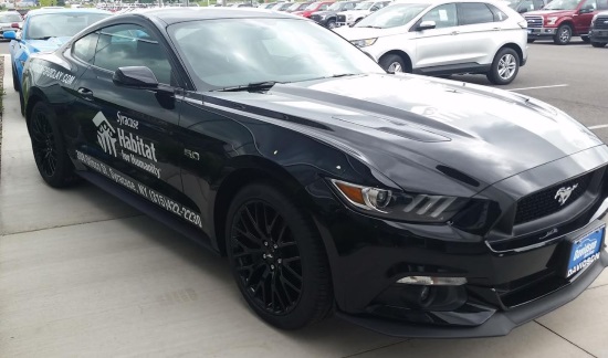 Syracuse Habitat for Humanit 7-27-2018 raffle - 2018 Ford Mustang GT Coupe Premium 5.0 L V-8 - right side 