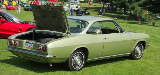 Western PA Corvair Club 7-27-2018 raffle - 1969 Chevy Corvair 500 - right rear trunk open 