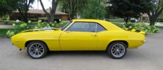 Thunder Bay Museum 9-04-2018 raffle - 1969 Camaro RS - left.side 