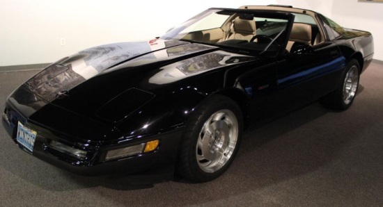 National Automobile Museum 11-08-2018 raffle - 1993 Corvette ZR-1 Coupe - left front 