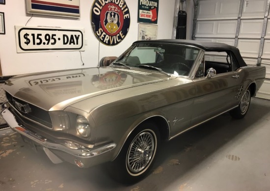 Vintage Automobile Museum of NJ 12-02-2018 raffle - 1966 Ford Mustang Convertible - left front