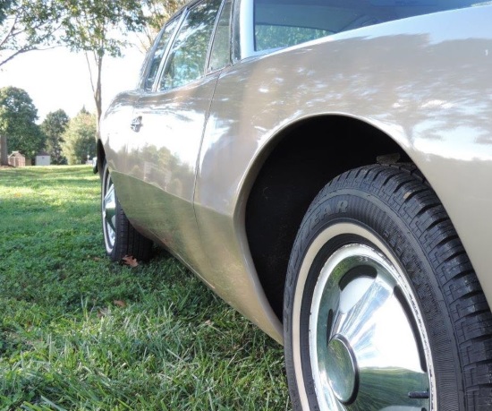 Studebaker Drivers Club 4-06-2019 raffle - 1963 Studebaker Avanti - right side 