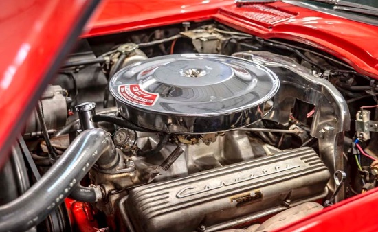 Buffalo Bill Center of the West 9-21 2019 raffle - 1964 Chevrolet Corvette Convertible - engine.#2