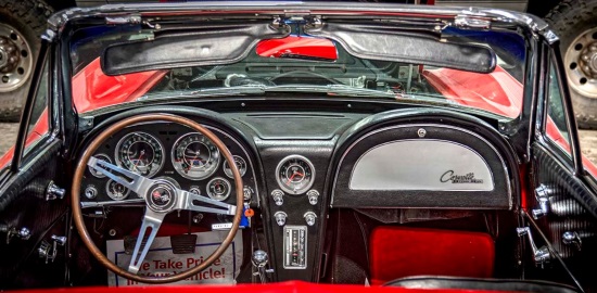 Buffalo Bill Center of the West 9-21 2019 raffle - 1964 Chevrolet Corvette Convertible - interior 