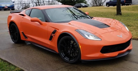 St. Cecilia 9-02-2019 raffle - 2019 Corvette Coupe 1lt or $50,000 Cash - right front.