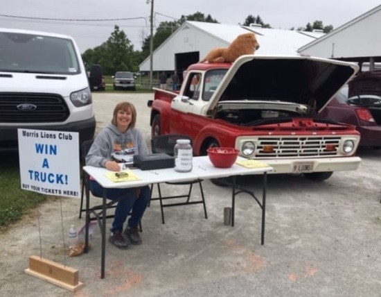 Morris Lions Club, IL 10-13-2019 raffle - 1964 Ford F-100 step side pickup - Lion roof.tic taker 