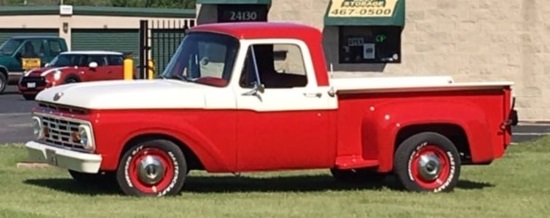 Morris Lions Club, IL. 10-13-2019 raffle - 1964 Ford F-100 step side pickup - left side 