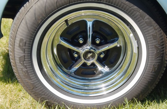 Newtown Lions Club 10-19-2019 raffle - 1966 Classic Mustang Convertible - tire rim 