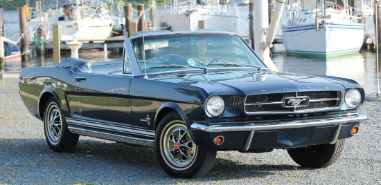 Rotary Club of St. Michaels 10-17-2019 raffle - 1965 Ford Mustang convertible in Caspian Blue - right front top dn 