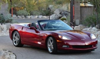 Rotary Club of Tucson 10-19-2019 - 2006 C-6 Chevy Corvette Convertible or $15,000 cash - right front.#2