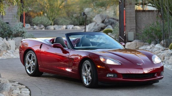 Rotary Club of Tucson 10-19-2019 - 2006 C-6 Chevy Corvette Convertible or $15,000 cash - right front.#2 