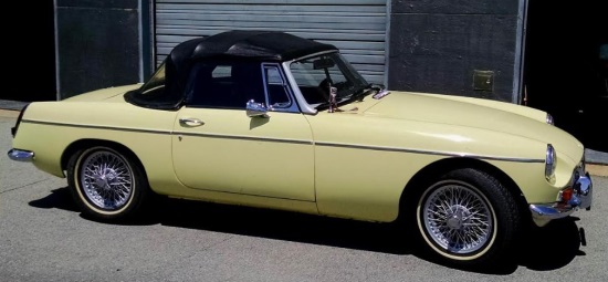 Parkland Education Foundation 11-21-2019 raffle - 1969 MGB Roadster Convertible -right side clean.#2