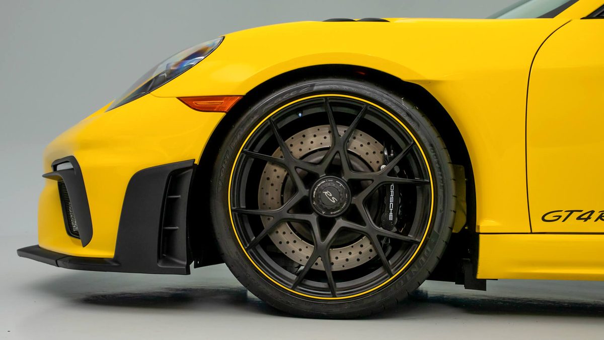 2025 Porsche GT4 RS