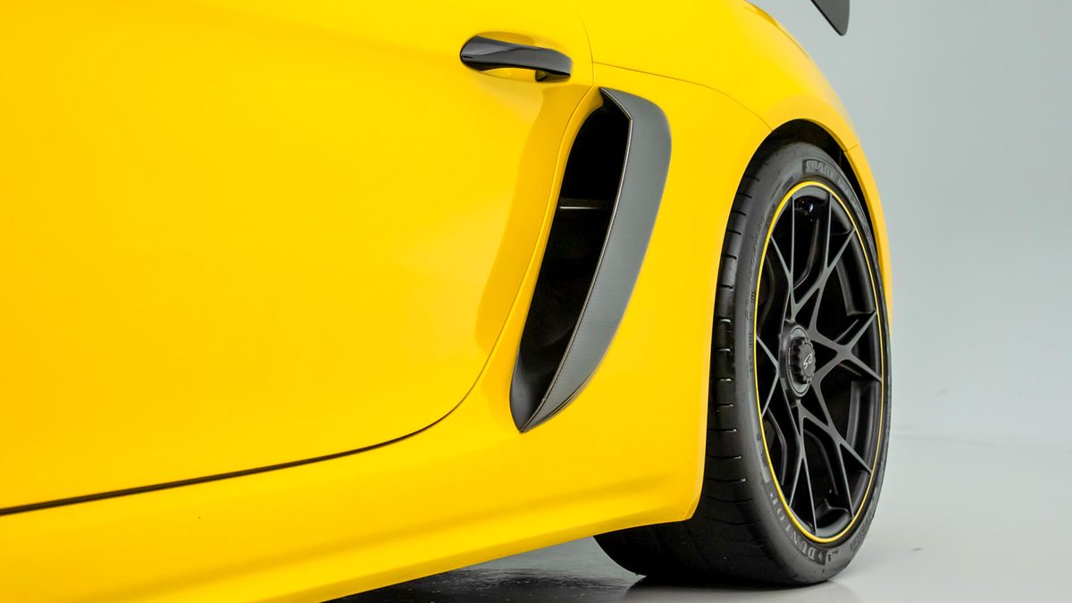 2025 Porsche GT4 RS