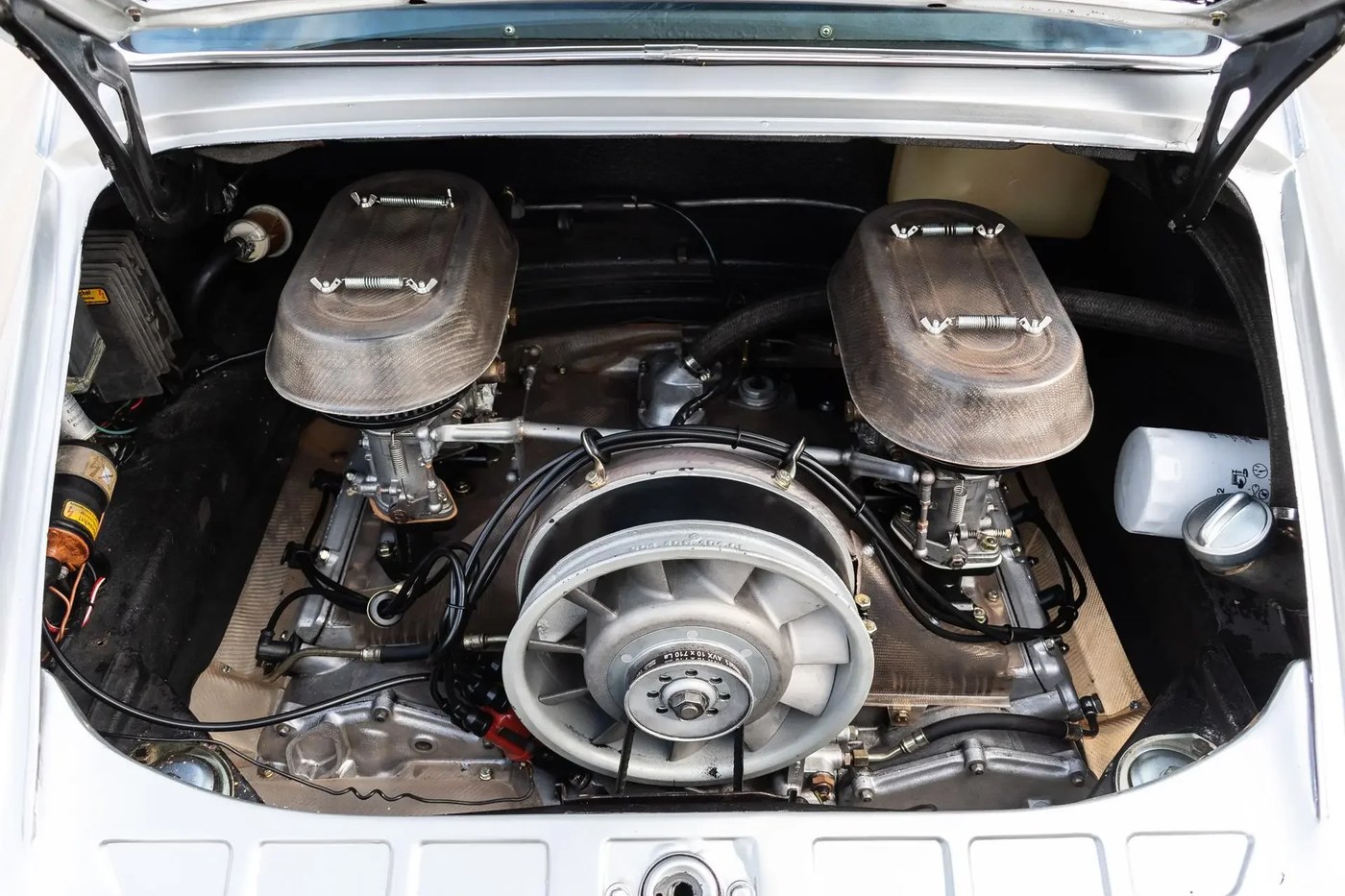 1967 Porsche 911S numbers-matching flat-six engine